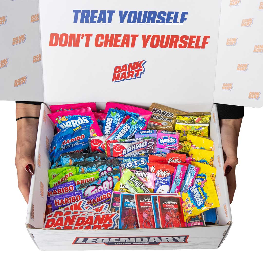 Legendary Halloween Candy Box (120 Piece Assortment)